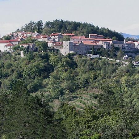 Hisa Posebne Sorte Kodreti 외부 사진